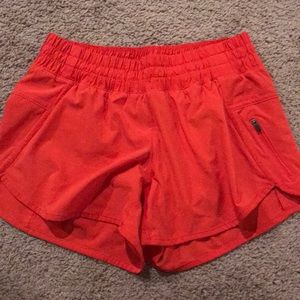 Lululemon Tracker Shorts. Size 8.